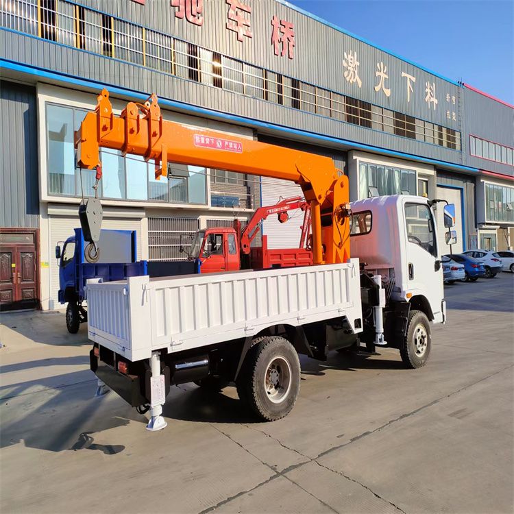 蒲县三轮随车吊定制 农用改装机自备吊中瑞长期出售